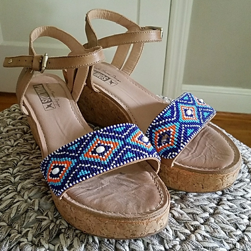 Pikolinos bead sandle 40