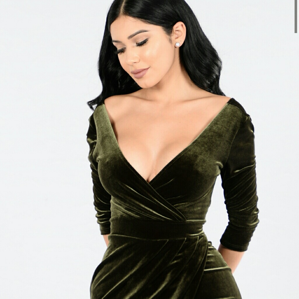 Fashion Nova "staying alive" dress