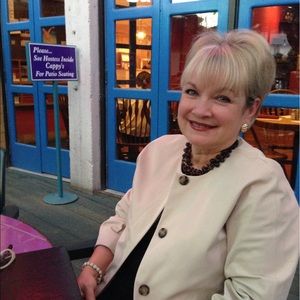 Meet your Posher, Angie
