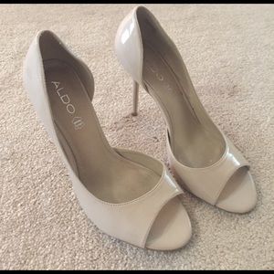 Aldo nude peep toe heels.