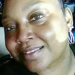 Meet your Posher, Rhonda