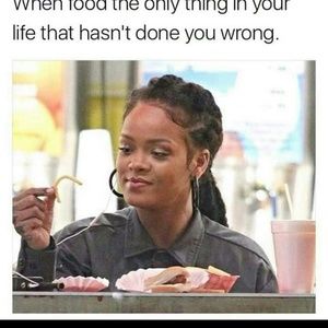 Meet your Posher, Sharmia