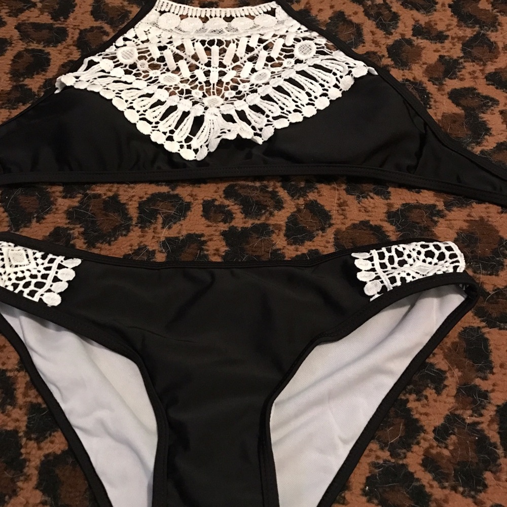 High neck lace swimsuit