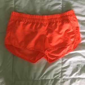 ✨sale✨hurley board shorts