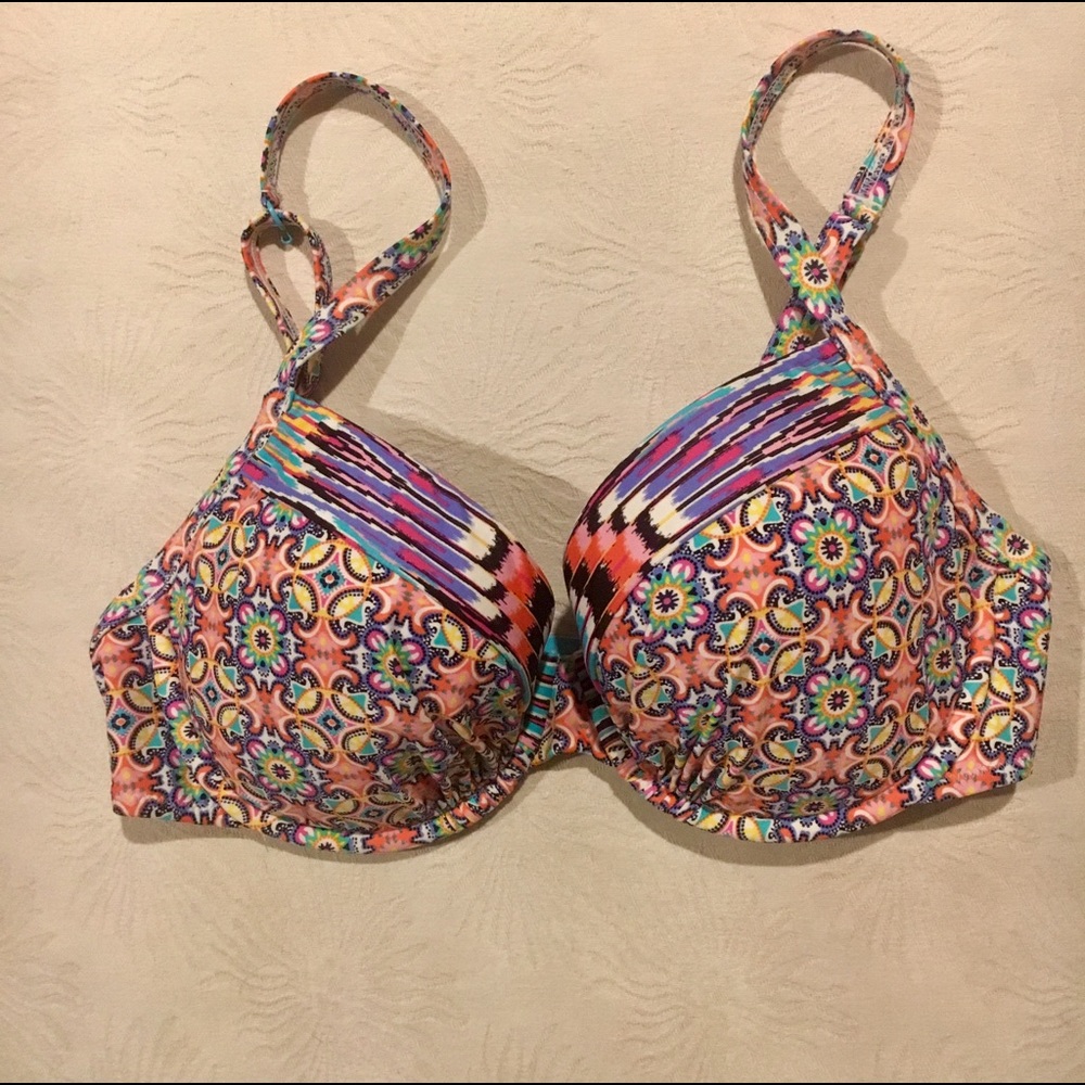 Profile Blush bikini top