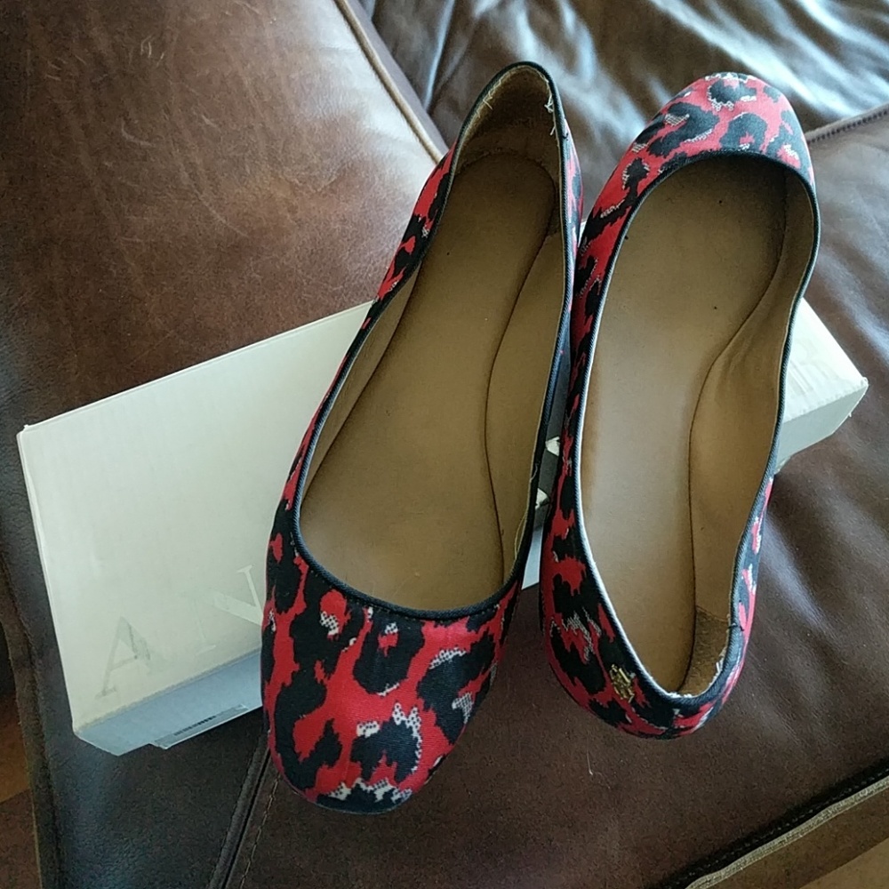 Ann Taylor red leopard satiny flats