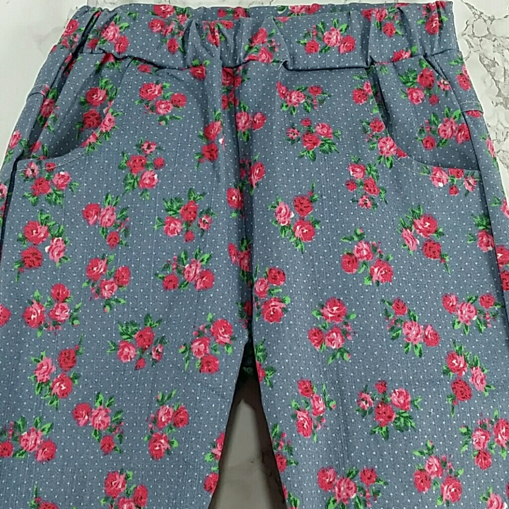 SALE***Gray Roses Pants. Kids :) - Picture 1 of 4