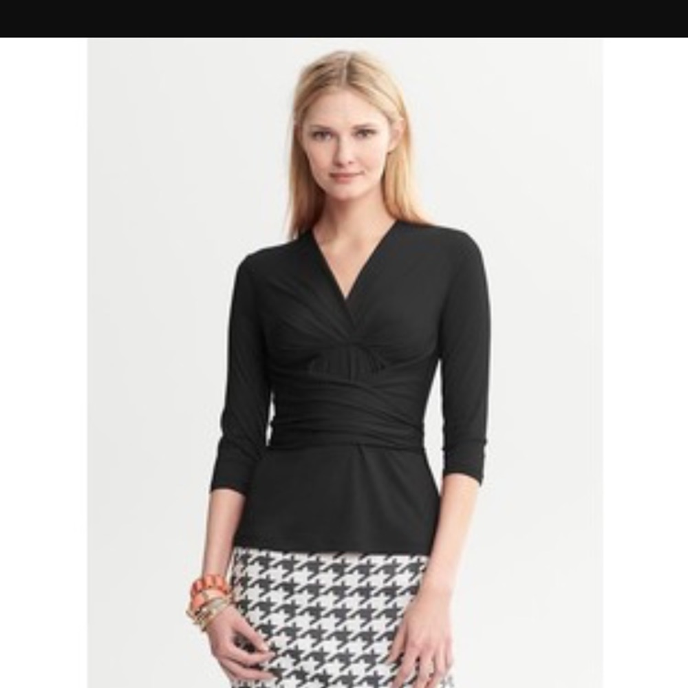 Banana Republic Issa Collection Warp Top - NEW