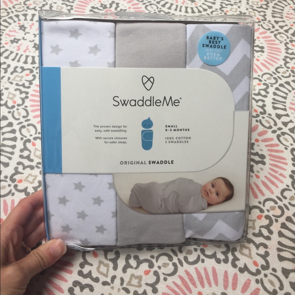 NWT swaddleMe