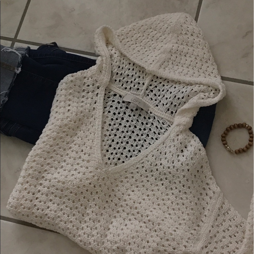 Cream crotchet hooded long sleeve sweater