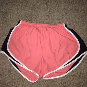 Size Medium Salmon and Black Nike Dri-Fit