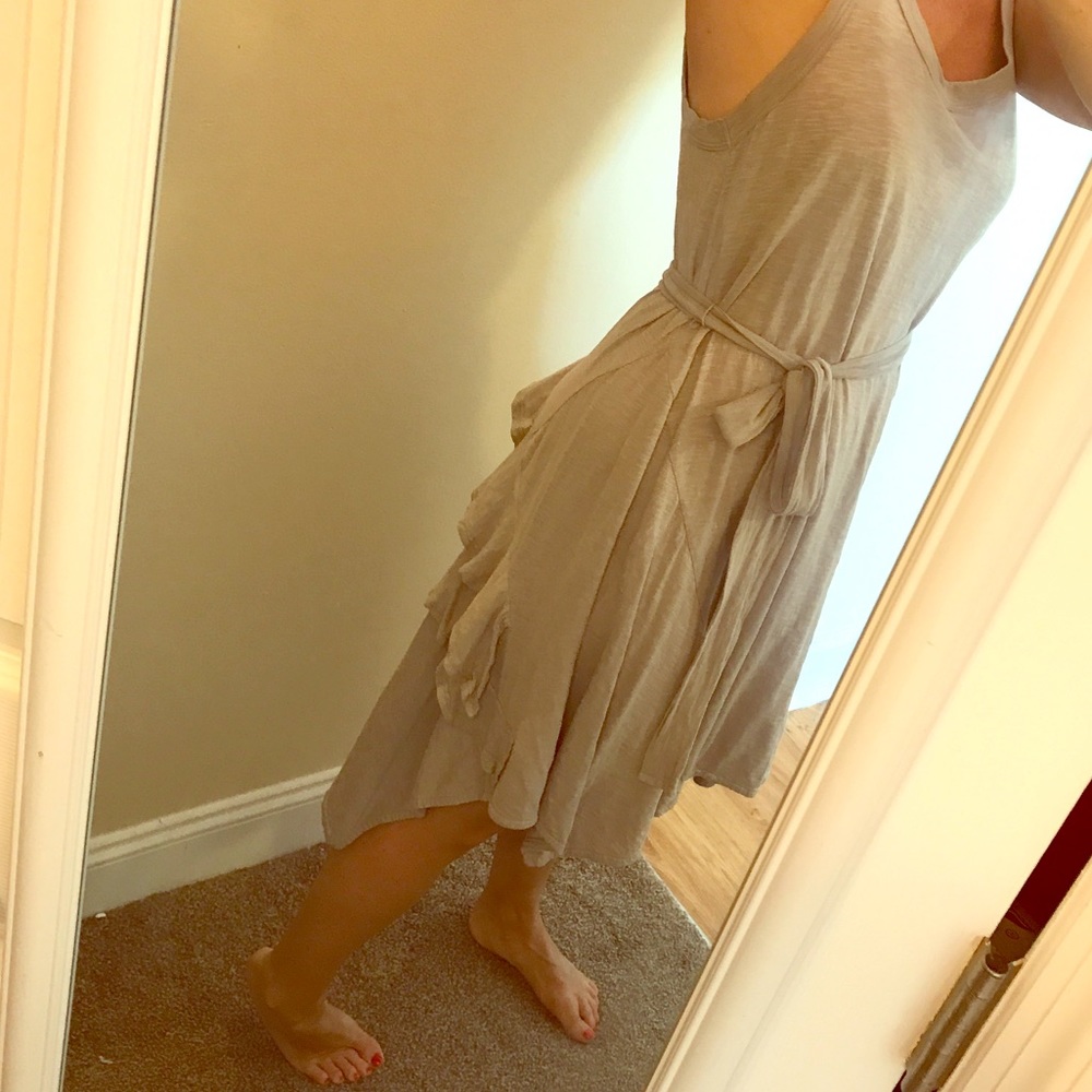 Left of Center Ruffle dress Anthropologie M