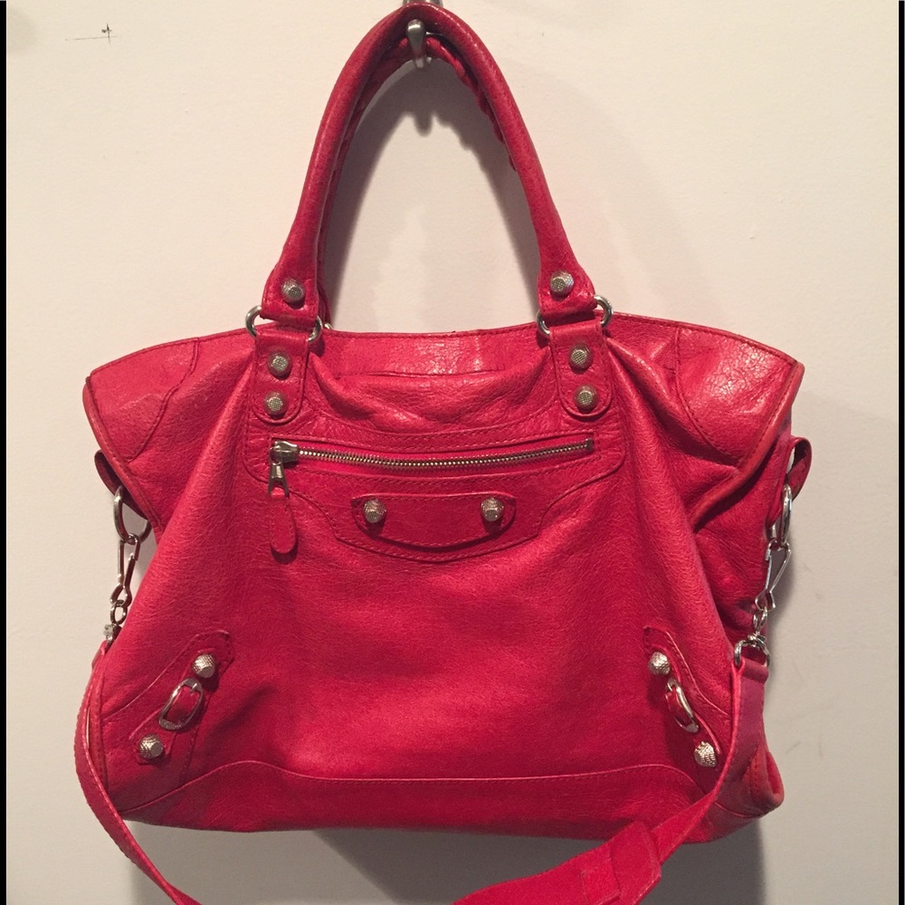 Iconic Red leather Balenciaga City Bag