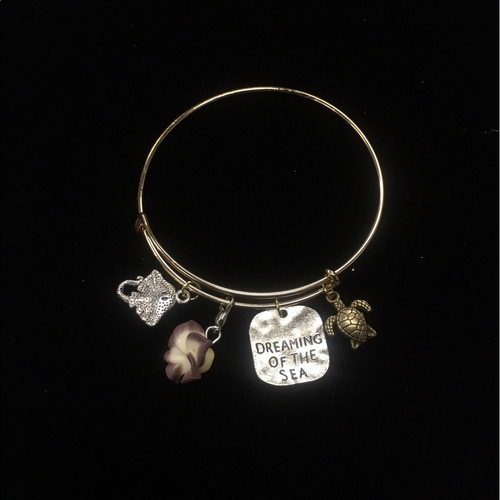 Moana Inspired Bangle Bracelet