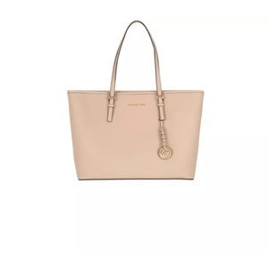 Beige Michael Kors tote purse