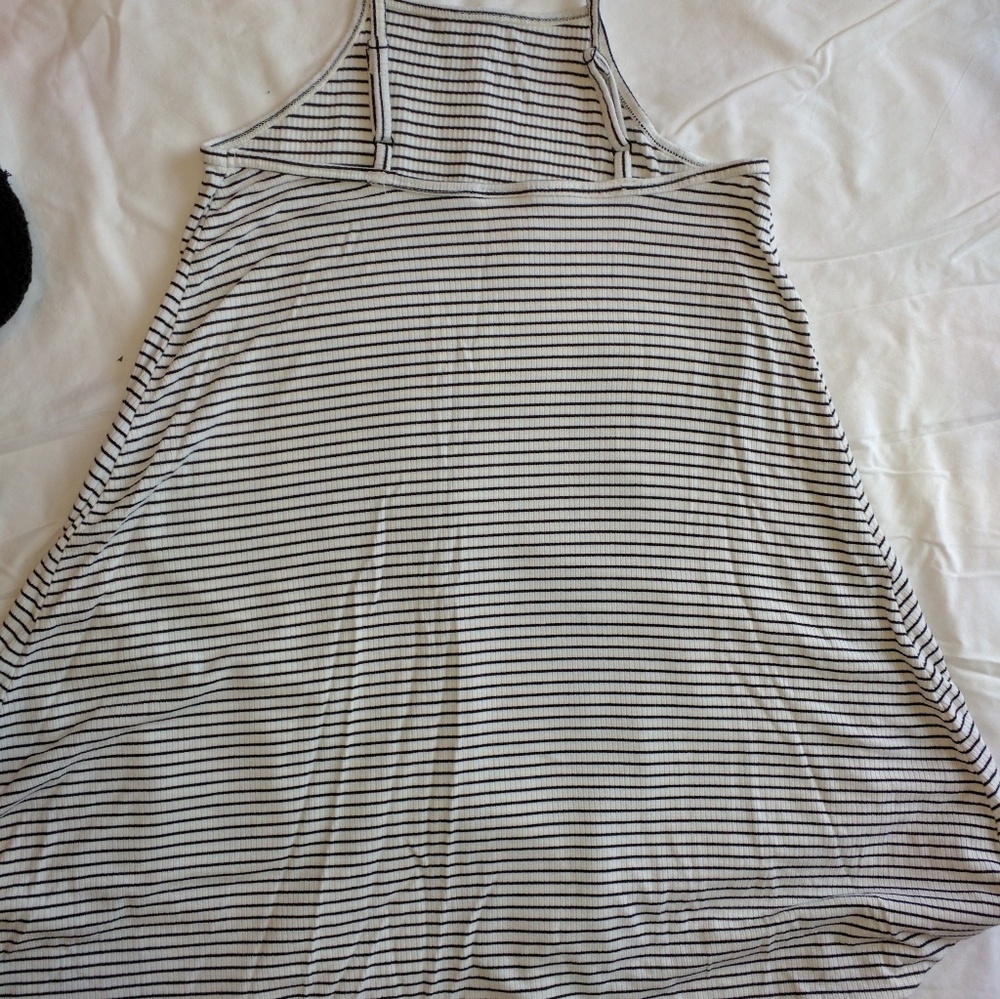 Strappy skater dress - Picture 2 of 3