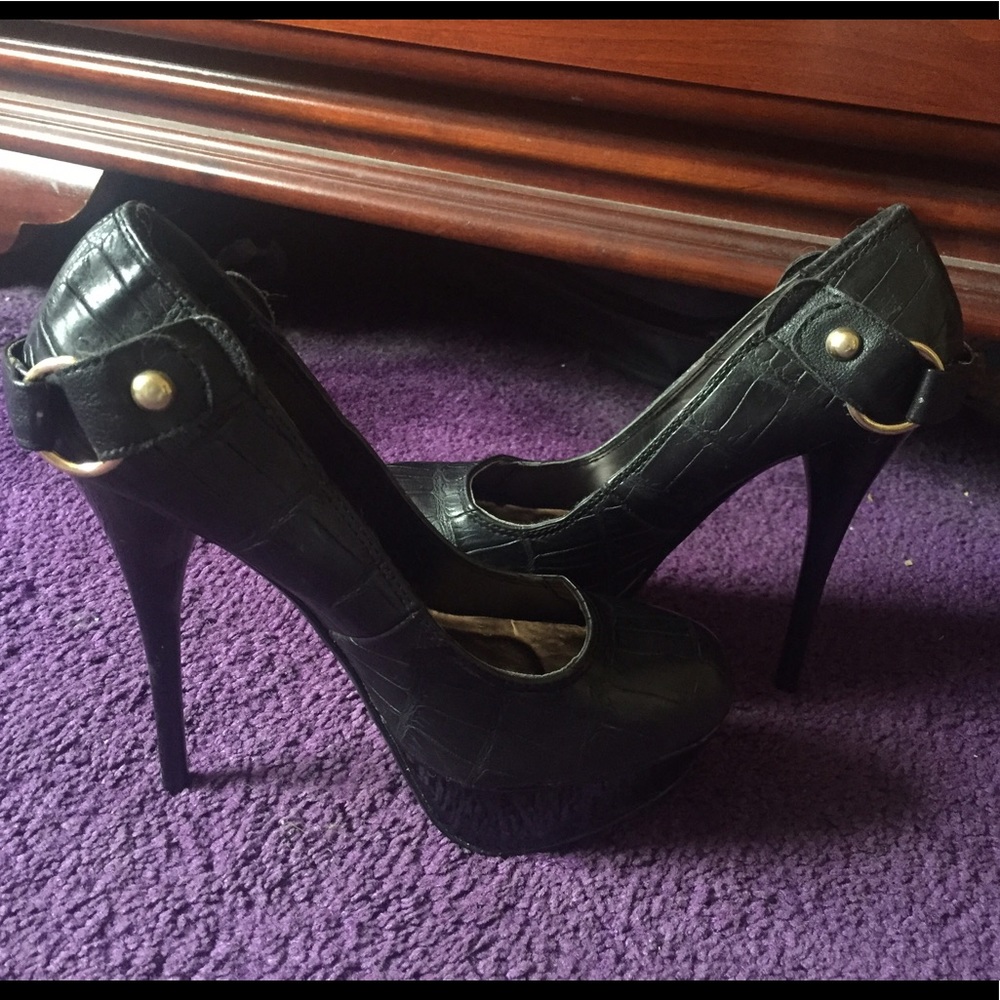 Charlotte Russe pumps