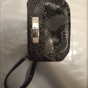 Guess wristlet