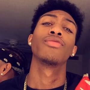 Meet your Posher, Clarence