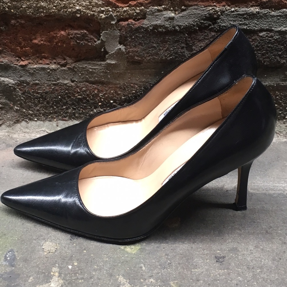 Manolo Blahnik Leather black  point toe pumps