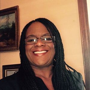 Meet your Posher, Debra