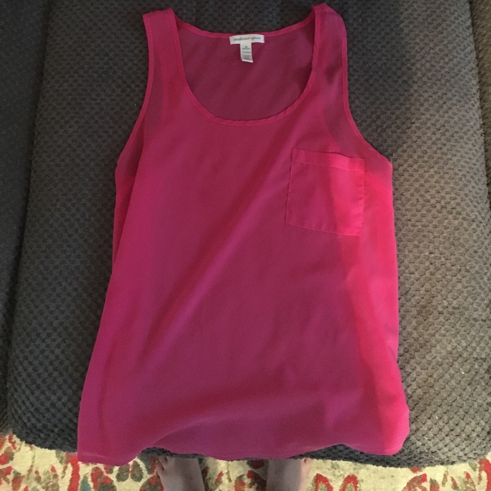 Pink pocket tank