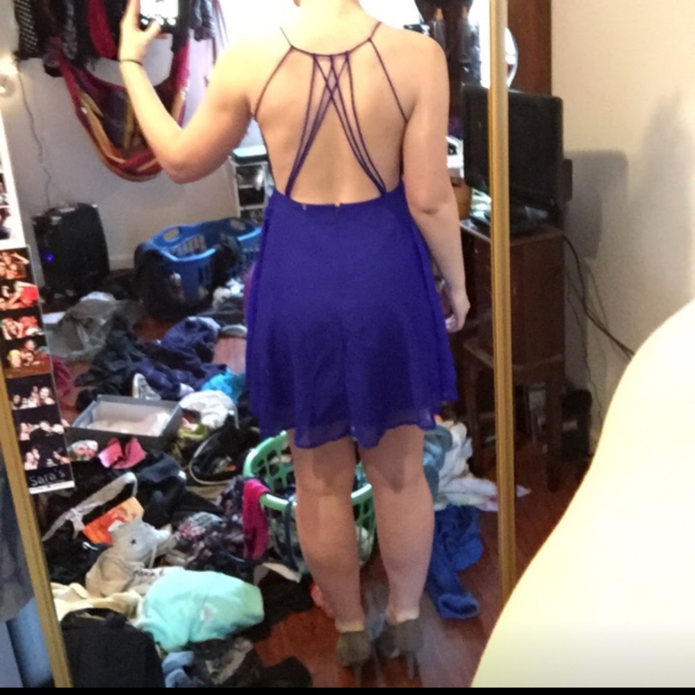 Short dress