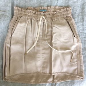 Soft cotton beige summer skirt.