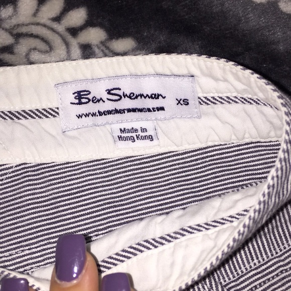 Shorts - Picture 3 of 3