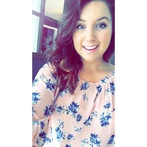 Meet your Posher, Holly