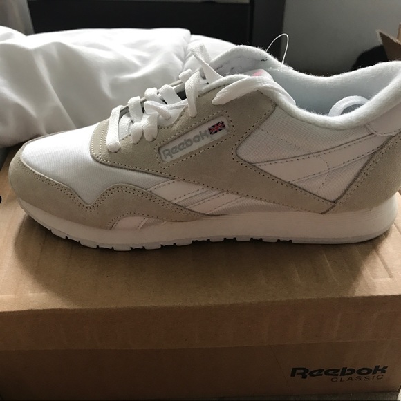 Reebok Shoes - Brand new reebok sneakers