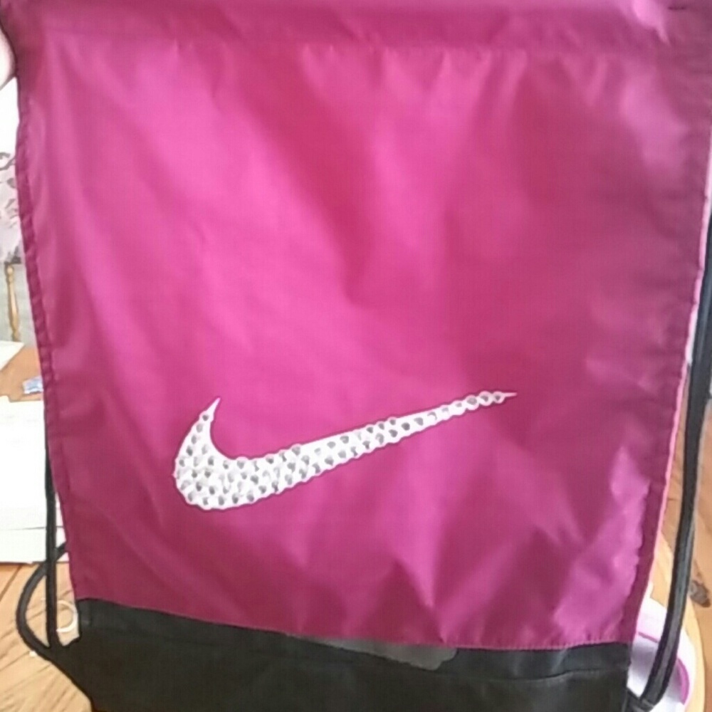 Nike drawstring bag