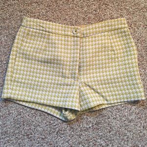 High waisted shorts - houndstooth - women's S