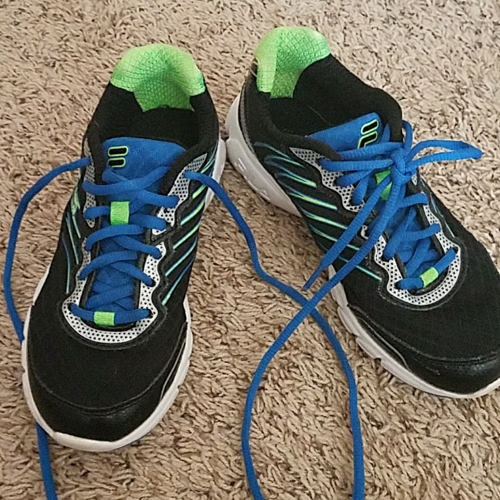 Boys sneakers