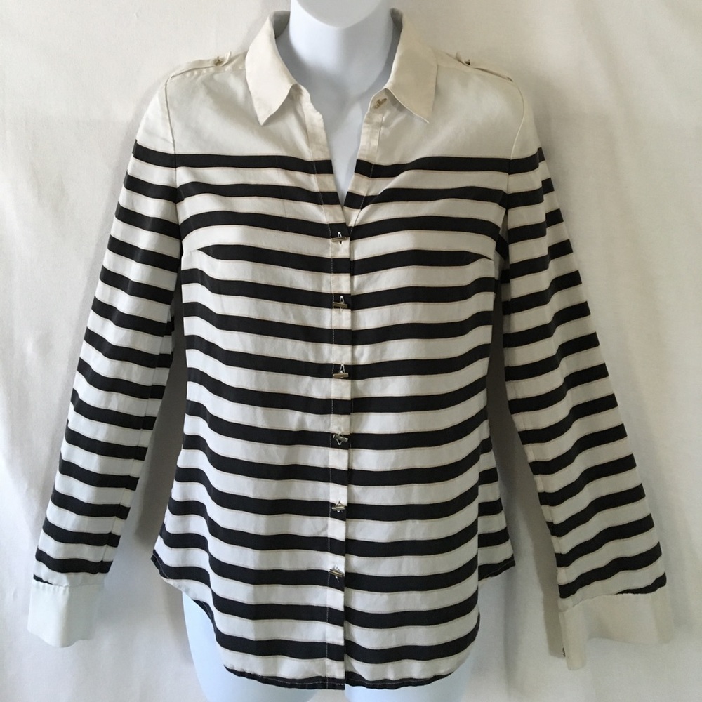 SiLk WhiTe H0uSe BlAck MarKeT sHiRt XS
