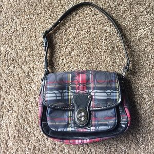 *Coach Poppy Penny Flap Purse