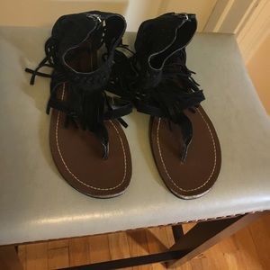 Minnetonka Black Fringe Sandals