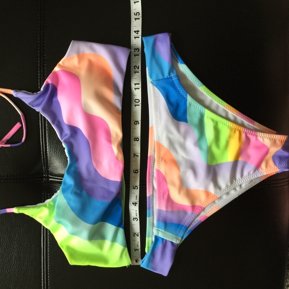 👑NEW👑 candy crush print bikini NWOT 🍬🍬🍬🍭🍭🍭 - Picture 6 of 8