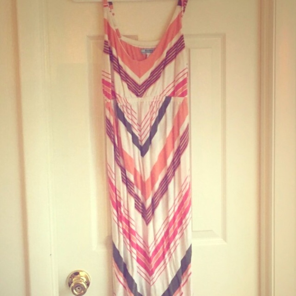 Maternity maxi dress