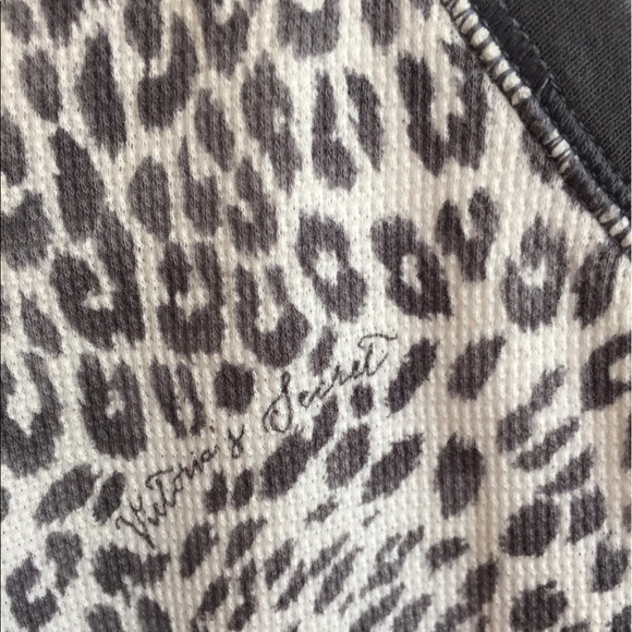 Victoria's Secret animal print thermal - Picture 3 of 4
