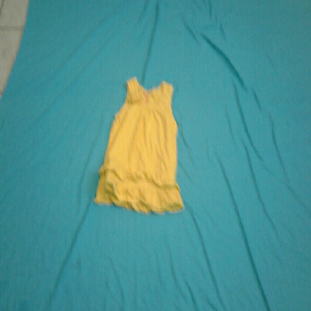 Yellow Extremely Me tank-top