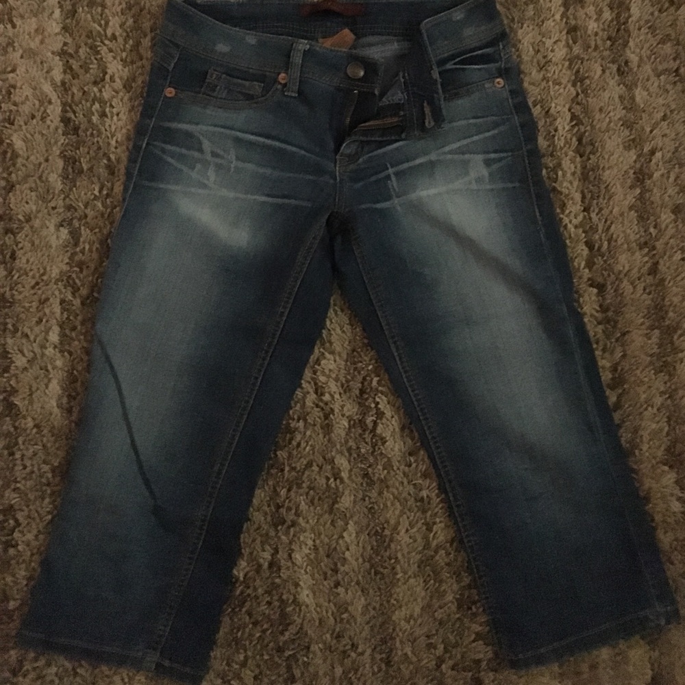 Capri Jeans