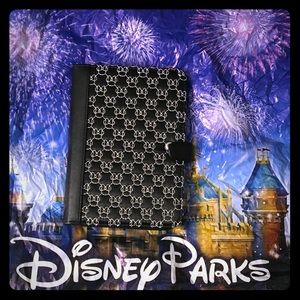 Disney Minnie Mouse iPad case. Fits the Mini iPad Disney Minnie Mouse iPad case. Fits the Mini iPad