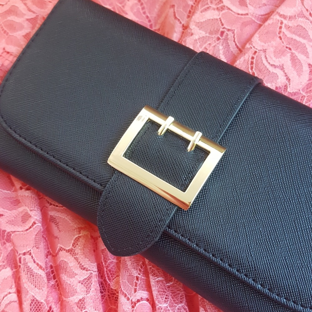 3 colors! Stylish Buckle Wallet