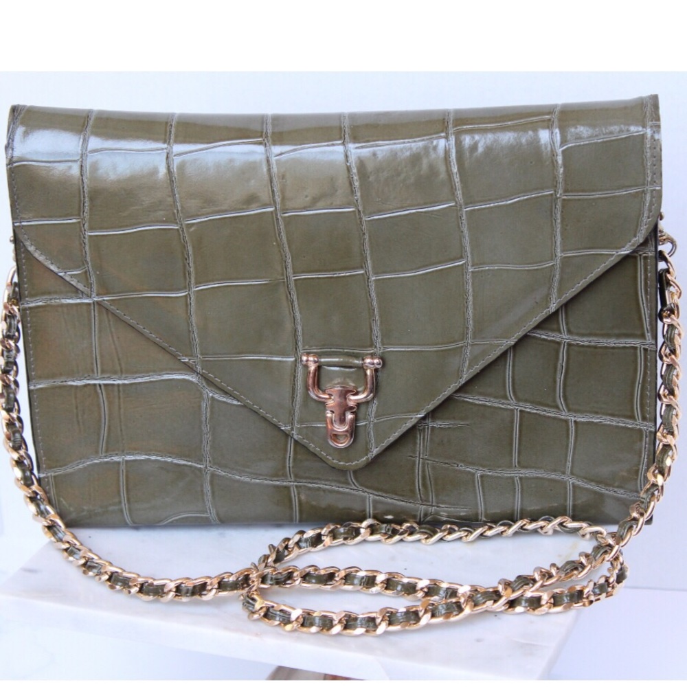 Vintage Large Envelope Embossed Leather Clutch 👛