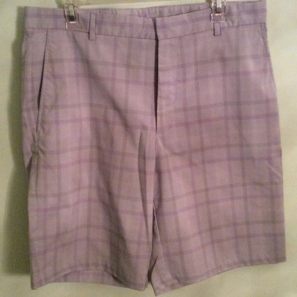 Golfing shorts