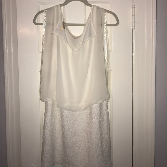 Aidan white dress - Picture 2 of 2