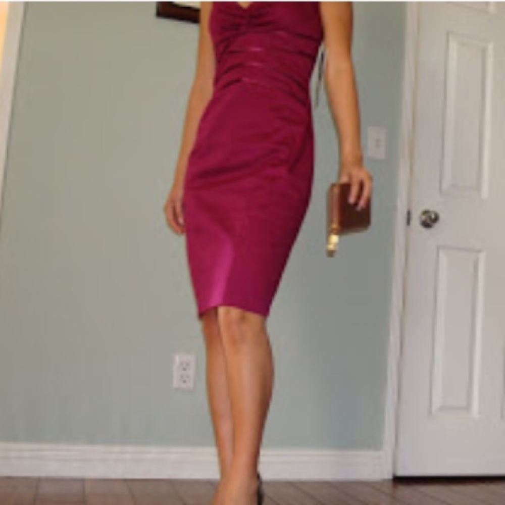 Flattering (and new w/tags!) XOXO dress!