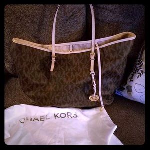 Michael kors large tote bag