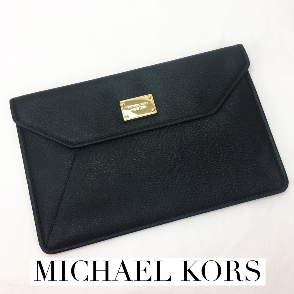 New!  Michael Kors MB Air 13 Sleeve/Clutch